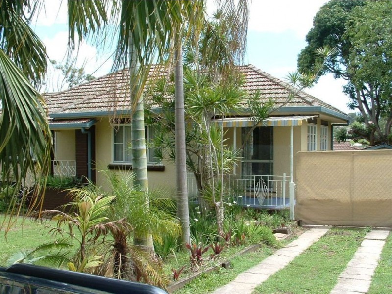 21 Sandy Camp Road, Wynnum QLD 4178