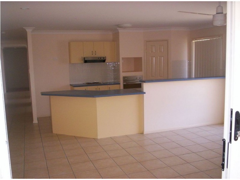 21 Jasmine Street, Wakerley QLD 4154