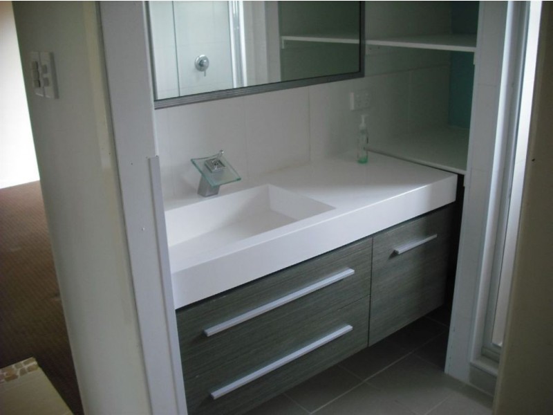 6 Coolcrest Street, Wynnum QLD 4178