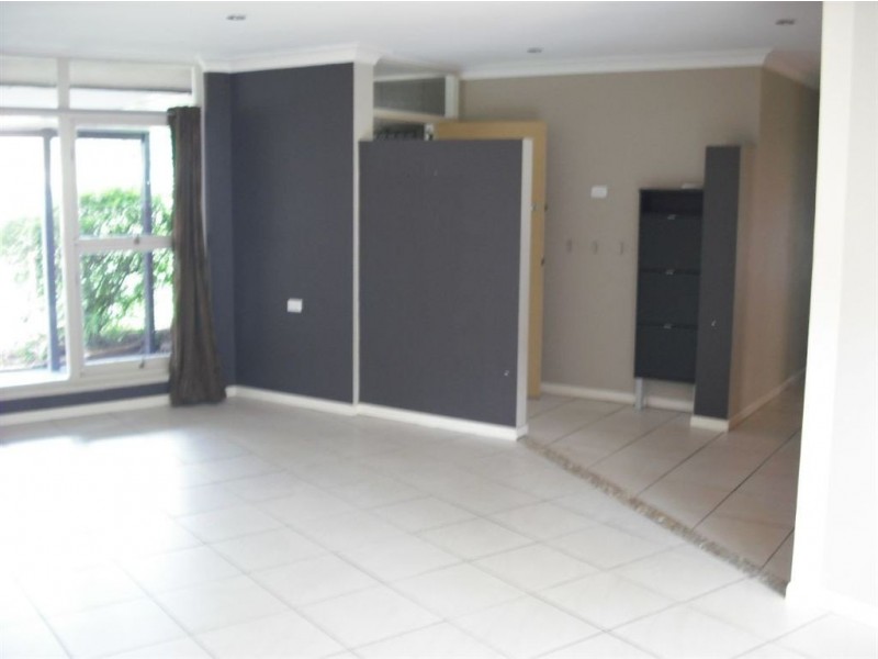 6 Coolcrest Street, Wynnum QLD 4178