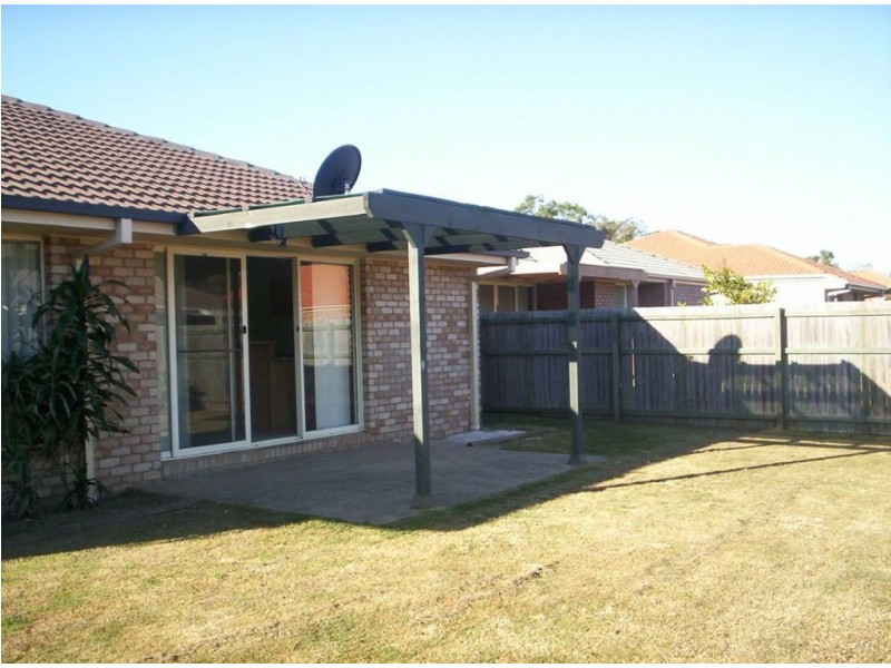 35 Pinewood Street, Wynnum West QLD 4178
