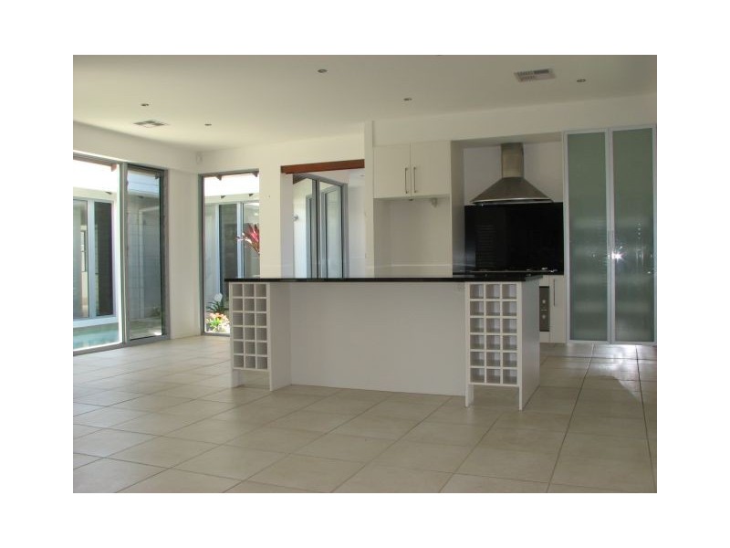13 Ironhurst Place, Peregian Springs QLD 4573