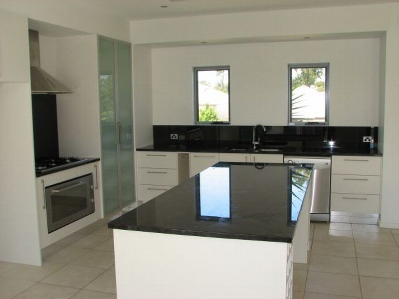 13 Ironhurst Place, Peregian Springs QLD 4573