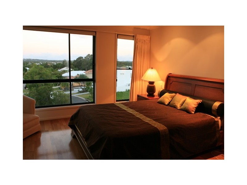 17 Treasure Cove, Noosa Waters QLD 4566
