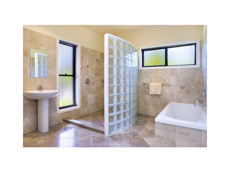 17 Forest Ridge Drive, Doonan QLD 4562