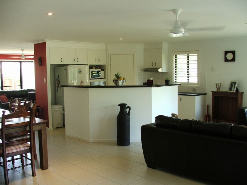 16 Stormbird Dr, Noosa Heads QLD 4567