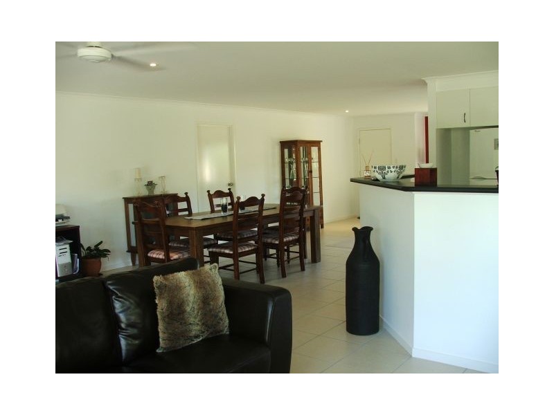 16 Stormbird Dr, Noosa Heads QLD 4567