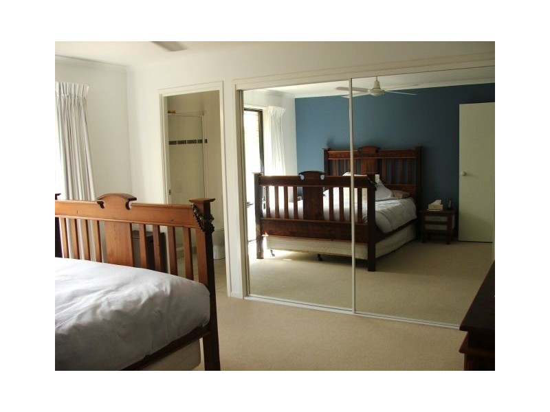 16 Stormbird Dr, Noosa Heads QLD 4567