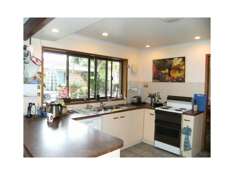 18 Outlook Drive, Tewantin QLD 4565