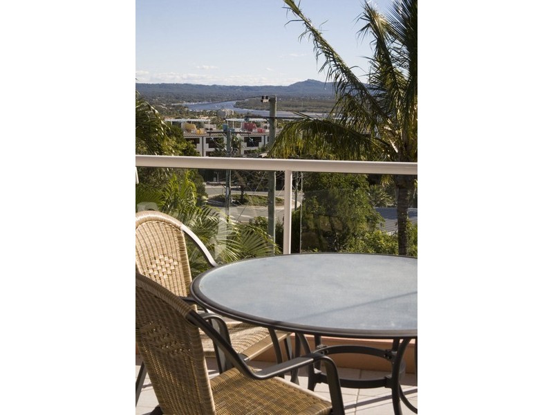 4/20 Edgar Bennet Ave, Noosa Heads QLD 4567