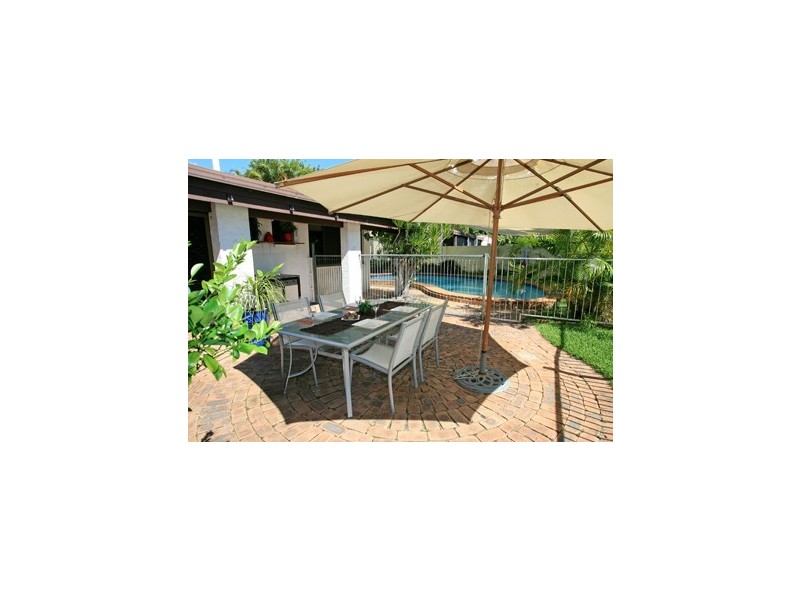 6 St Andrews Drive, Tewantin QLD 4565