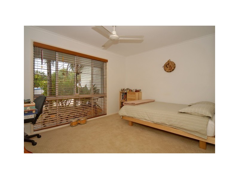 16 Shorehaven Drive, Noosa Waters QLD 4566