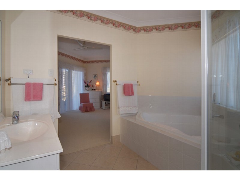 65 Coolah Place, Cooroibah QLD 4565