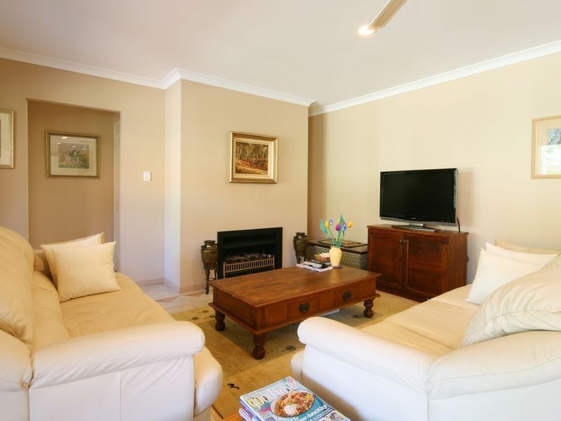 9 Spindrift Court, Noosa Waters QLD 4566