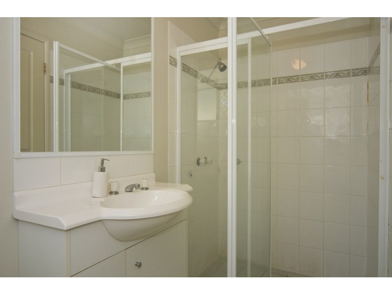 12 Roseash Cr, Noosaville QLD 4566