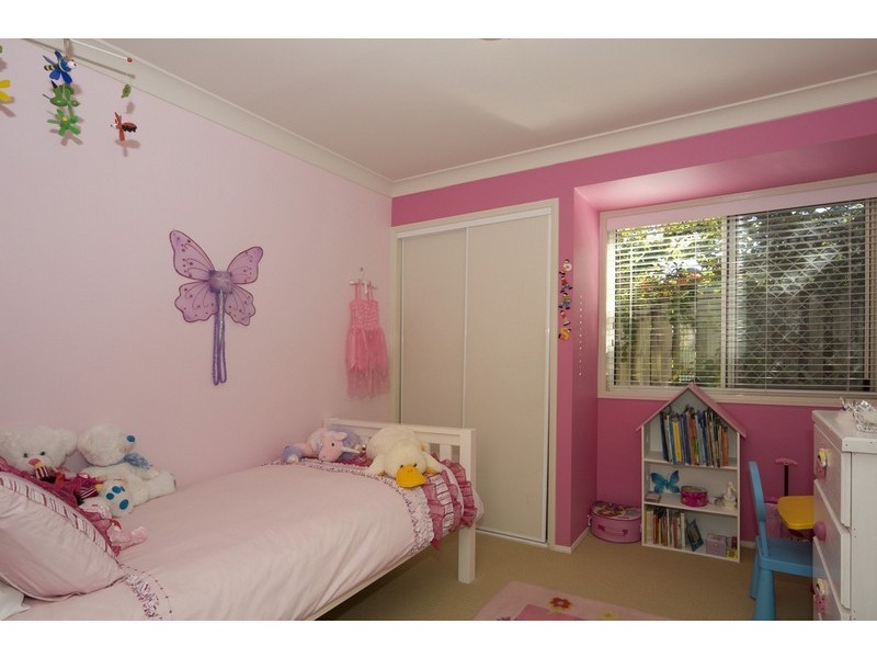 12 Roseash Cr, Noosaville QLD 4566