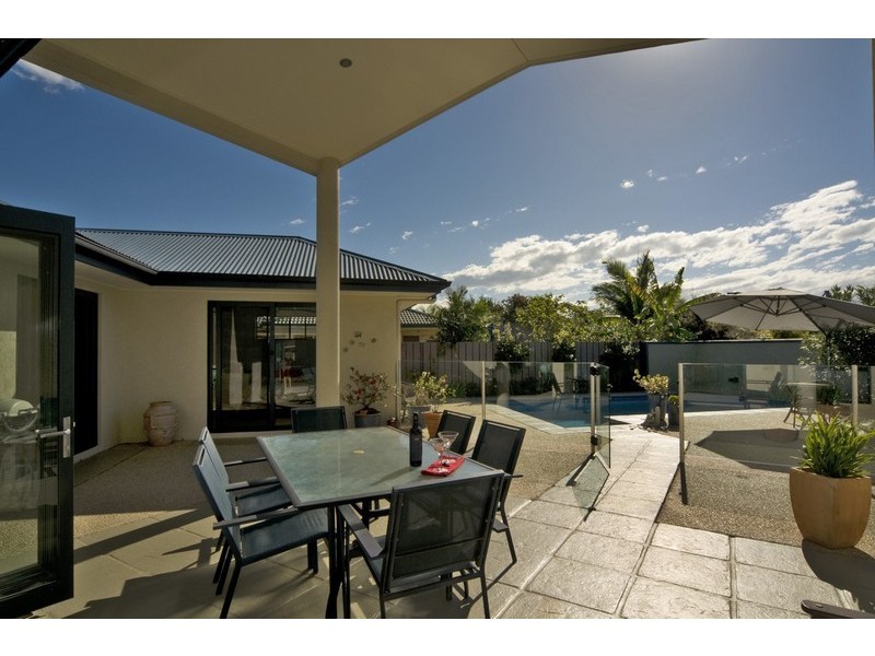 21 Tedford Drive, Tewantin QLD 4565