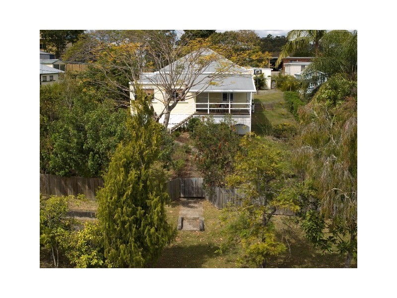 30 Tewantin Road, Cooroy QLD 4563