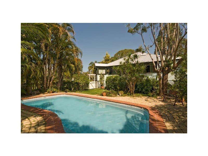 5 Ponderosa Drive, Cooroy QLD 4563