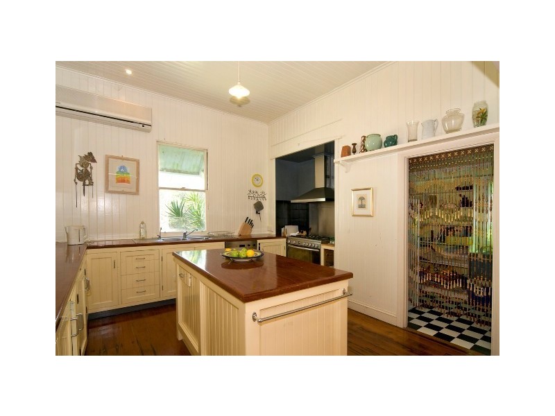 5 Ponderosa Drive, Cooroy QLD 4563