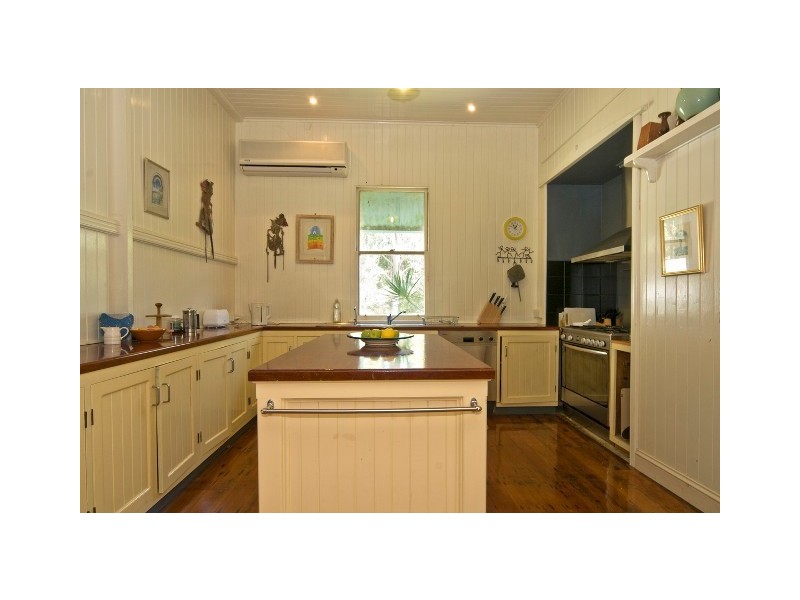 5 Ponderosa Drive, Cooroy QLD 4563