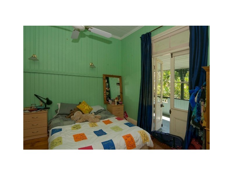 5 Ponderosa Drive, Cooroy QLD 4563
