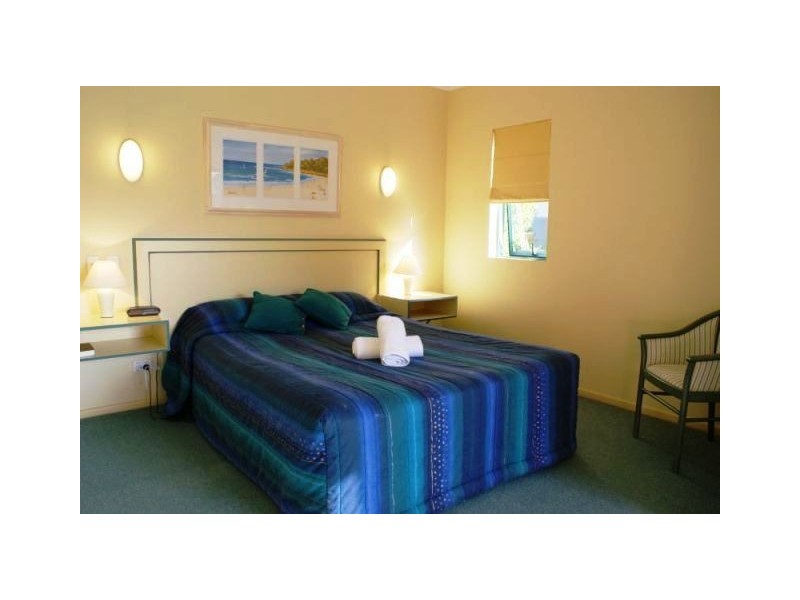 17 Albert Street, Noosaville QLD 4566