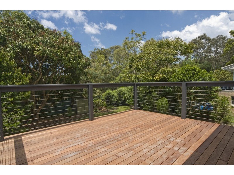 8 Hillcrest Ave, Noosaville QLD 4566