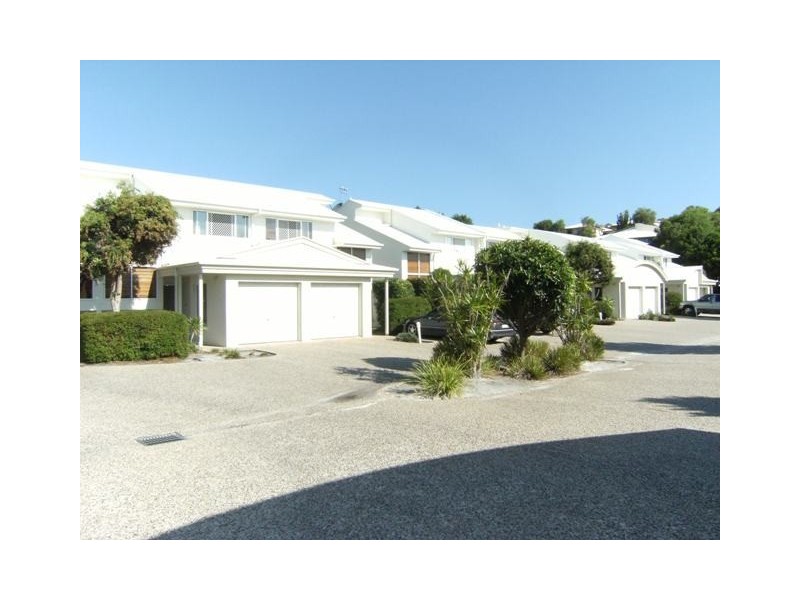 15/3 Beacon Court, Sunrise Beach QLD 4567