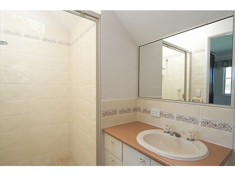 6 Val Cr, Noosaville QLD 4566