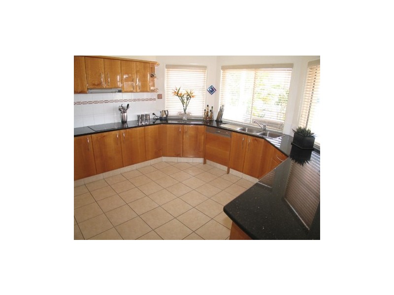 78 Waitomo Street, Broadbeach Waters QLD 4218