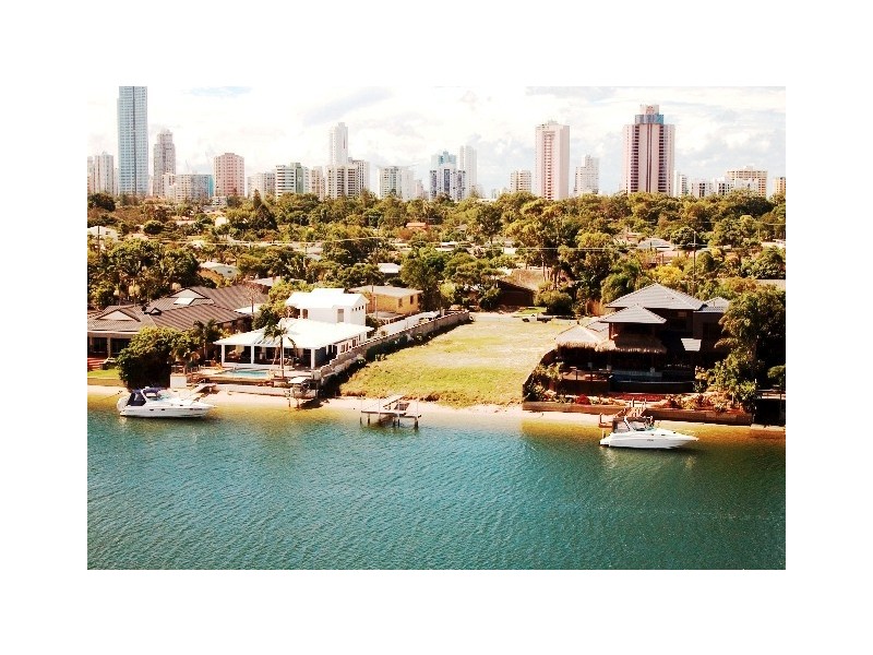 79 Allambi Avenue, Broadbeach Waters QLD 4218