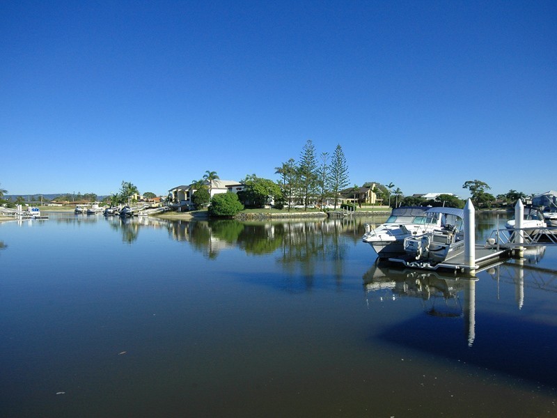 79 Allambi Avenue, Broadbeach Waters QLD 4218