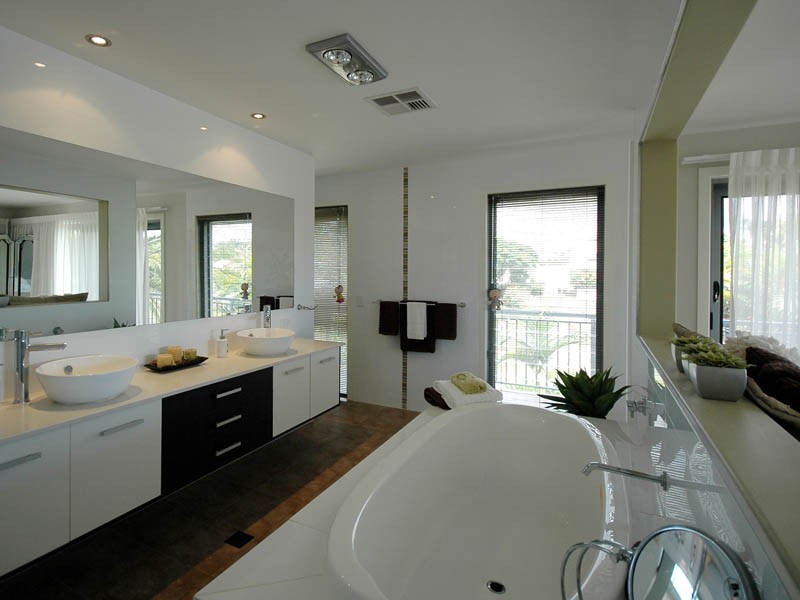 35 Goolagong Court, Broadbeach Waters QLD 4218