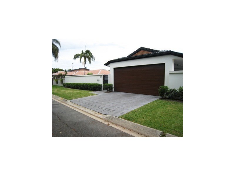 93  RP 127691 Cypress Drive, Broadbeach Waters QLD 4218