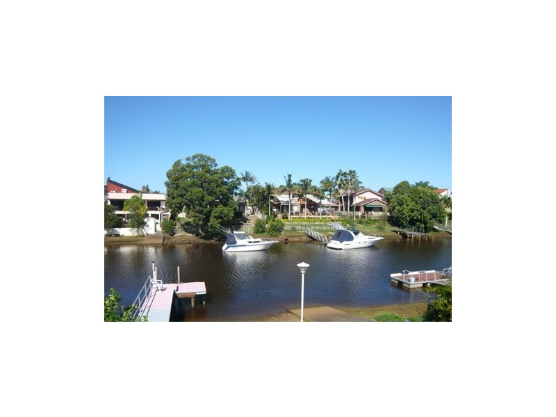 23 Gregory Drive, Carrara QLD 4211