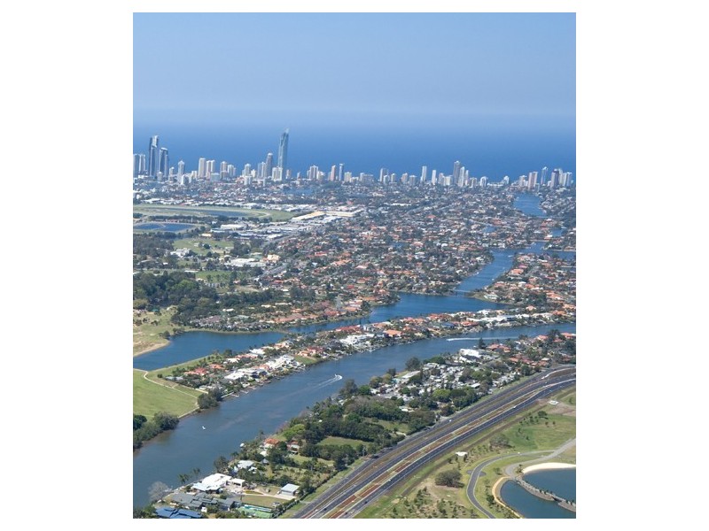 580 Nerang Broadbeach Road, Carrara QLD 4211