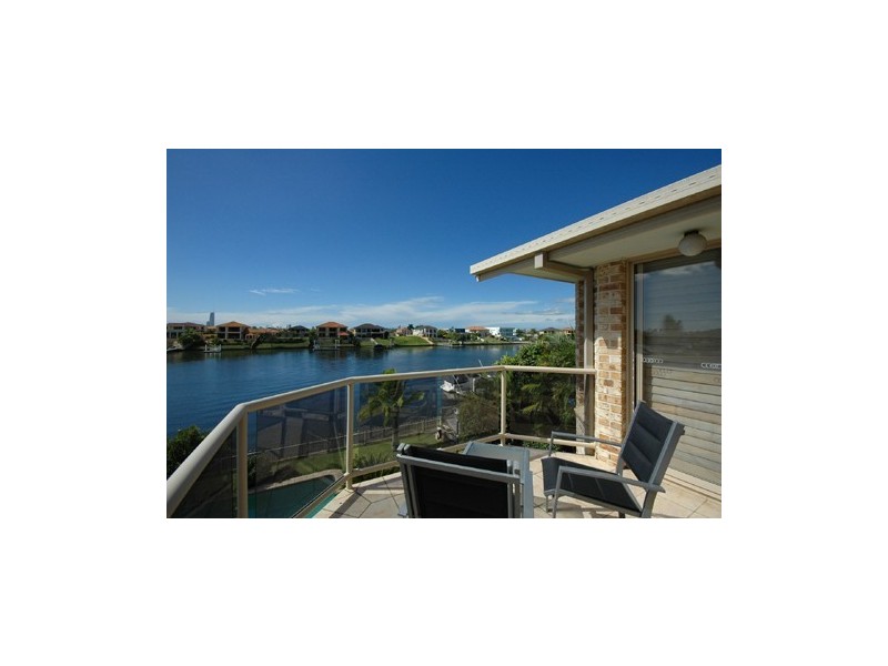 40 Fitzwilliam Street, Carrara QLD 4211