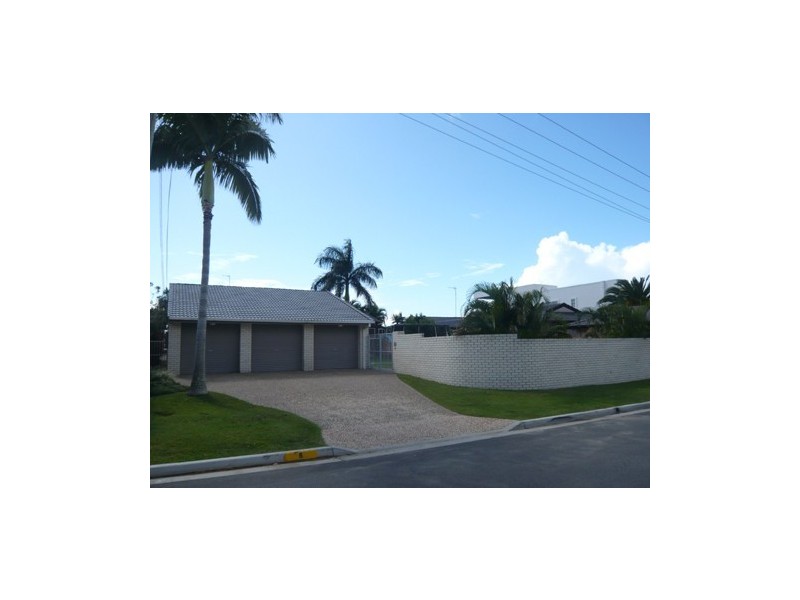 6 Garden Grove, Carrara QLD 4211