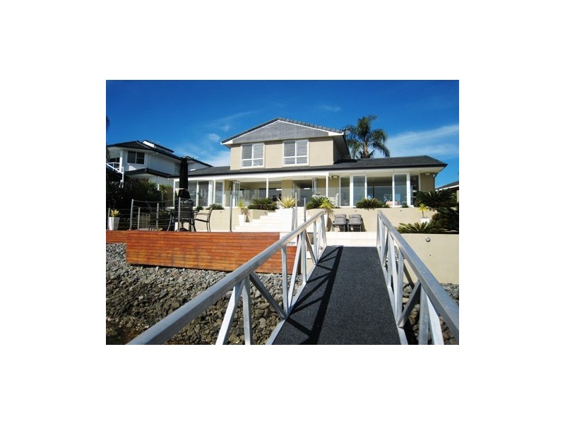 41 Furlong Street, Broadbeach Waters QLD 4218