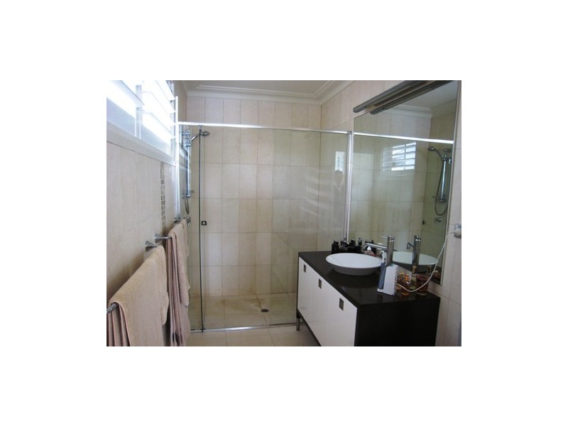 41 Furlong Street, Broadbeach Waters QLD 4218