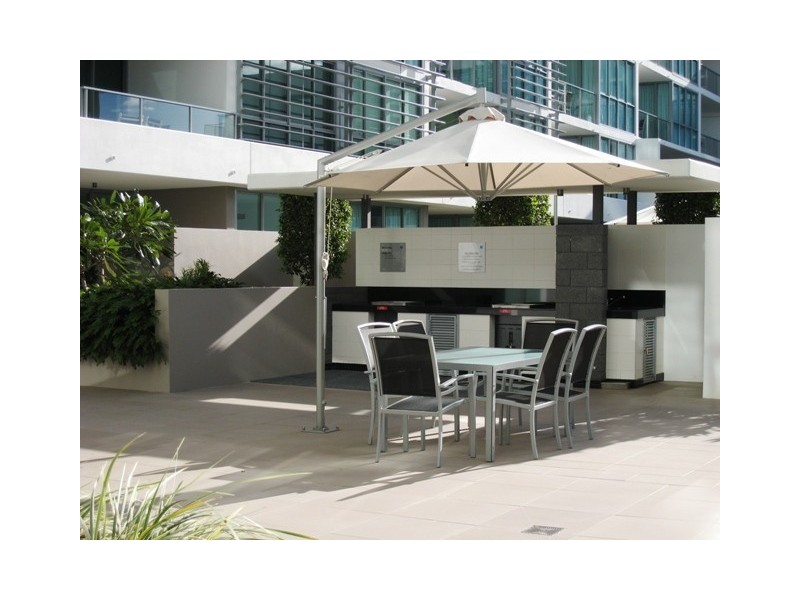 1209/33 TE Peters Drive, Broadbeach QLD 4218