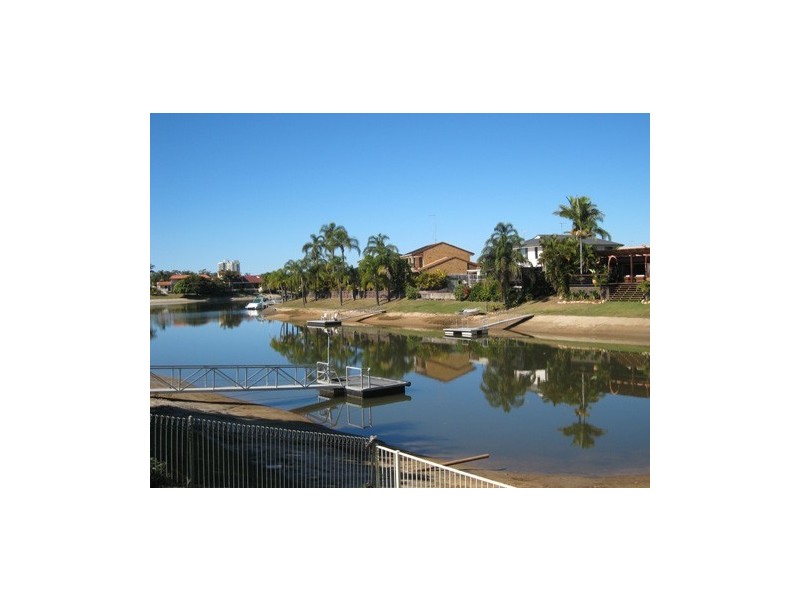 28 Wyuna Street, Broadbeach Waters QLD 4218
