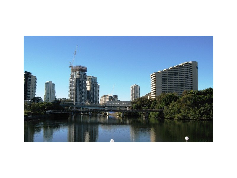 27 Miami Key, Broadbeach Waters QLD 4218