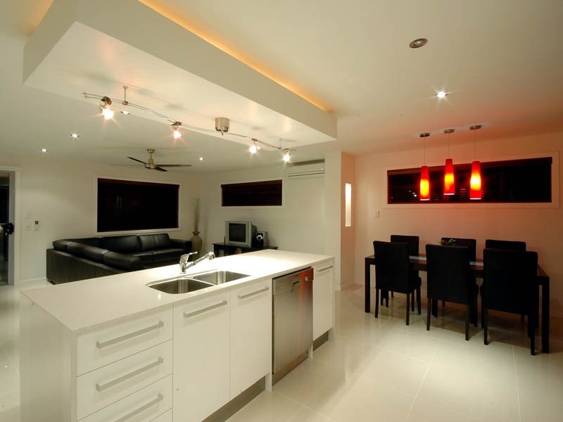 23 Rumrunner Street, Mermaid Waters QLD 4218