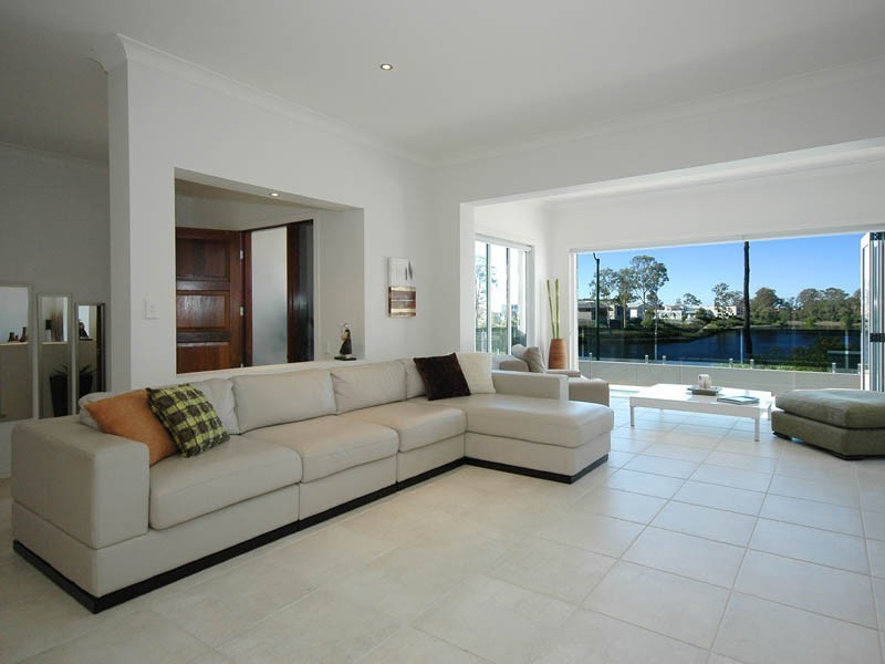 13 Tindari Place, Varsity Lakes QLD 4227