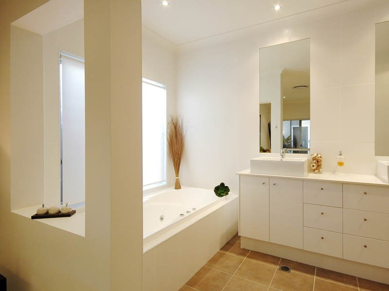 13 Tindari Place, Varsity Lakes QLD 4227