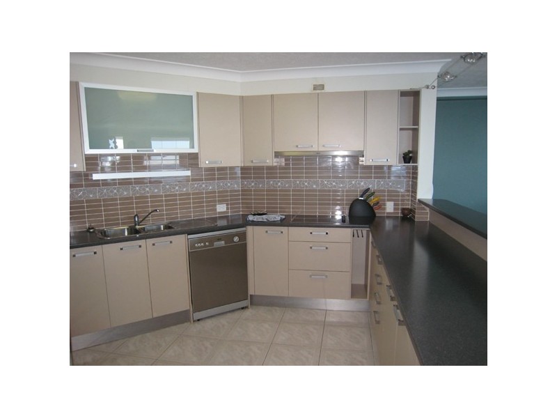 92/85 Old Burleigh Road, Surfers Paradise QLD 4217