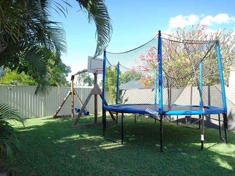91 Cypress Drive, Broadbeach Waters QLD 4218