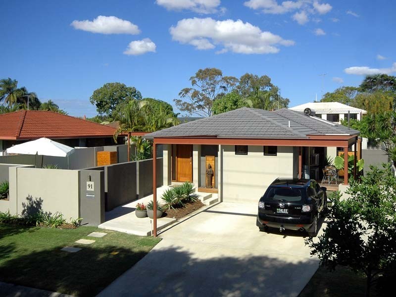 91 Cypress Drive, Broadbeach Waters QLD 4218